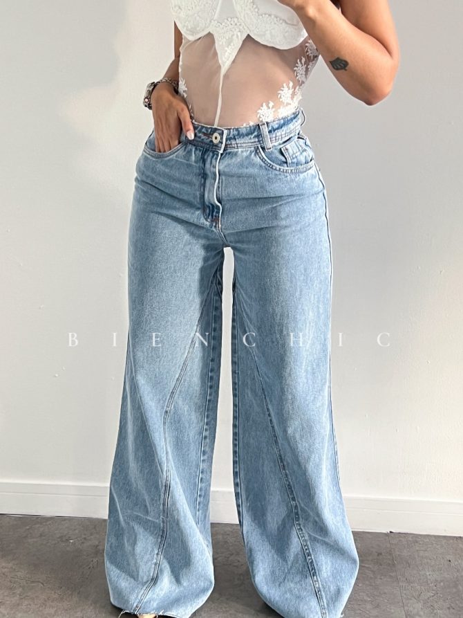 Jeans ruedo suelto Naya